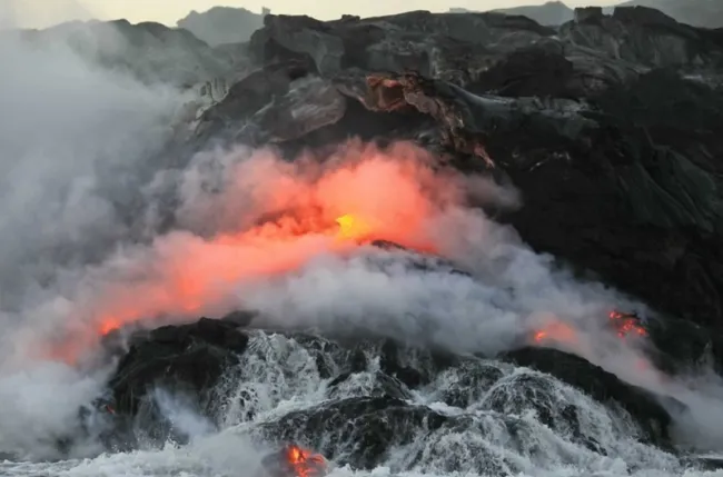 Hawaii Volcanoes